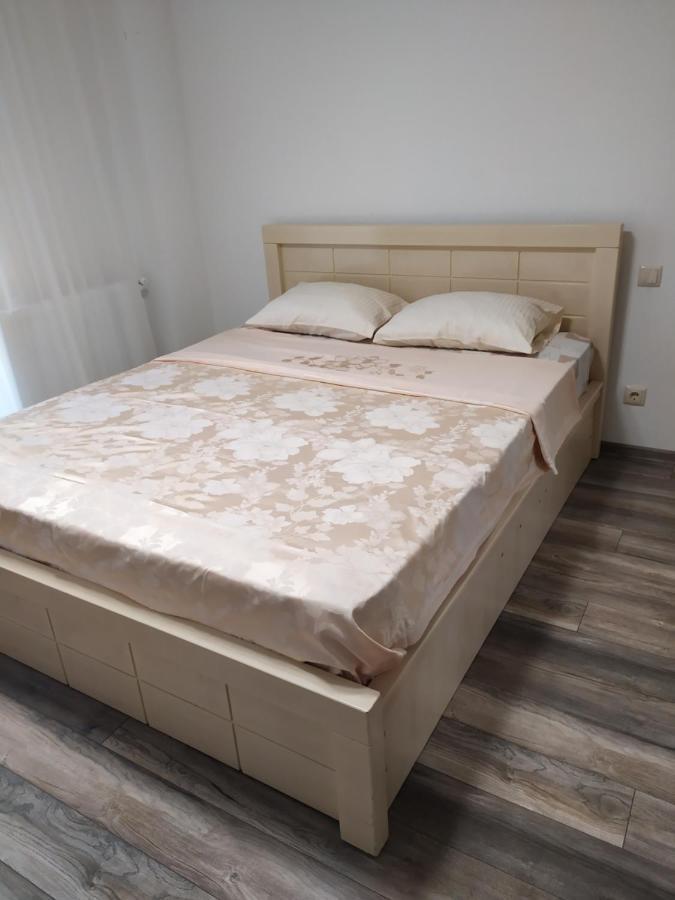 Tikas Home Апартаменты Tbilisi Exteriör bild
