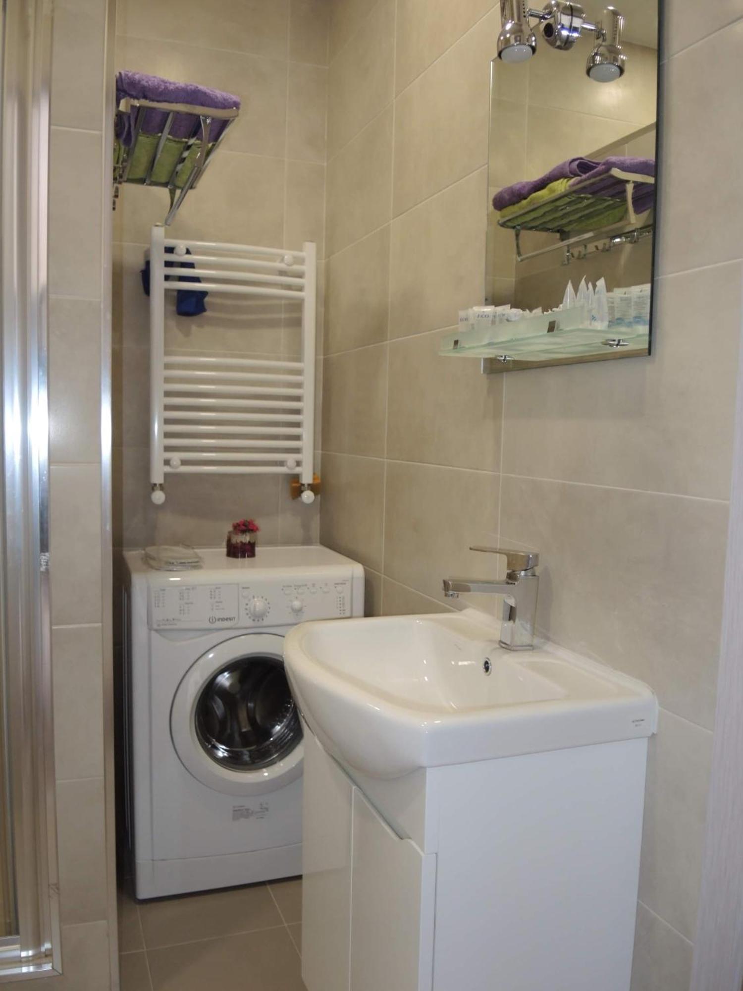 Tikas Home Апартаменты Tbilisi Exteriör bild