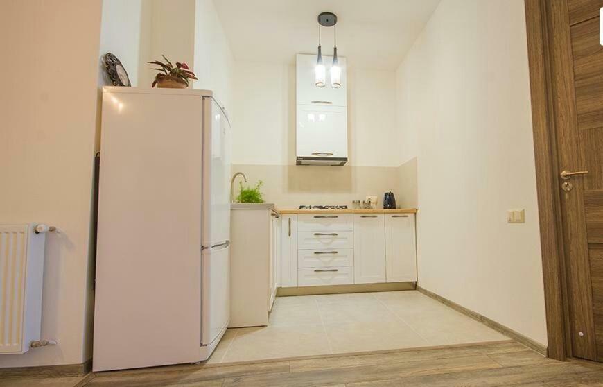 Tikas Home Апартаменты Tbilisi Exteriör bild