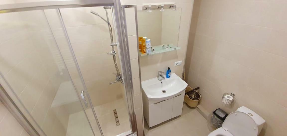 Tikas Home Апартаменты Tbilisi Exteriör bild