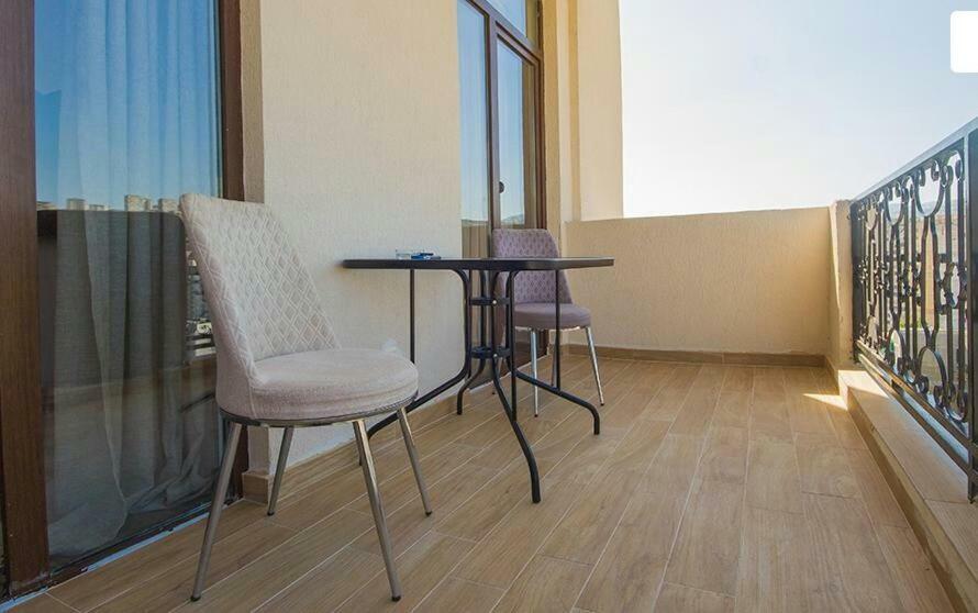Tikas Home Апартаменты Tbilisi Exteriör bild